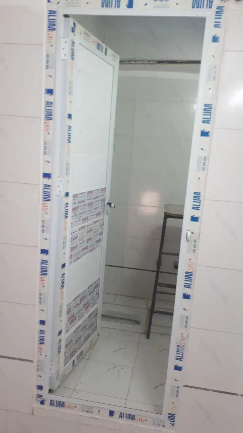 یک باب مغازه داخل منطقه صنعتی گرگاب|اجارهٔ مغازه و غرفه|شاهینشهر, گرگاب|دیوار