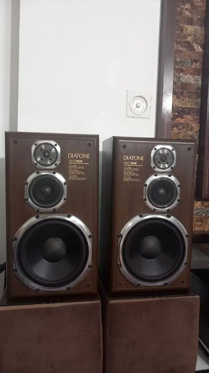 لوتین ضبط زِنین  مِستونو|سیستم صوتی خانگی|هیرمند, |دیوار