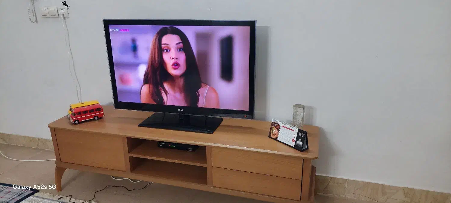 تلوزیون ال ای دی 42 اینچ ال جی|تلویزیون و پروژکتور|مشهد, نوید|دیوار