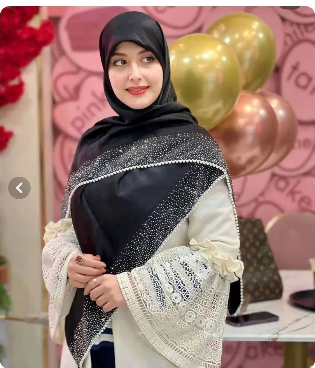 حراج پوشاک  تغیر شغل واجاره مغازه در|اجارهٔ مغازه و غرفه|جیرفت, |دیوار