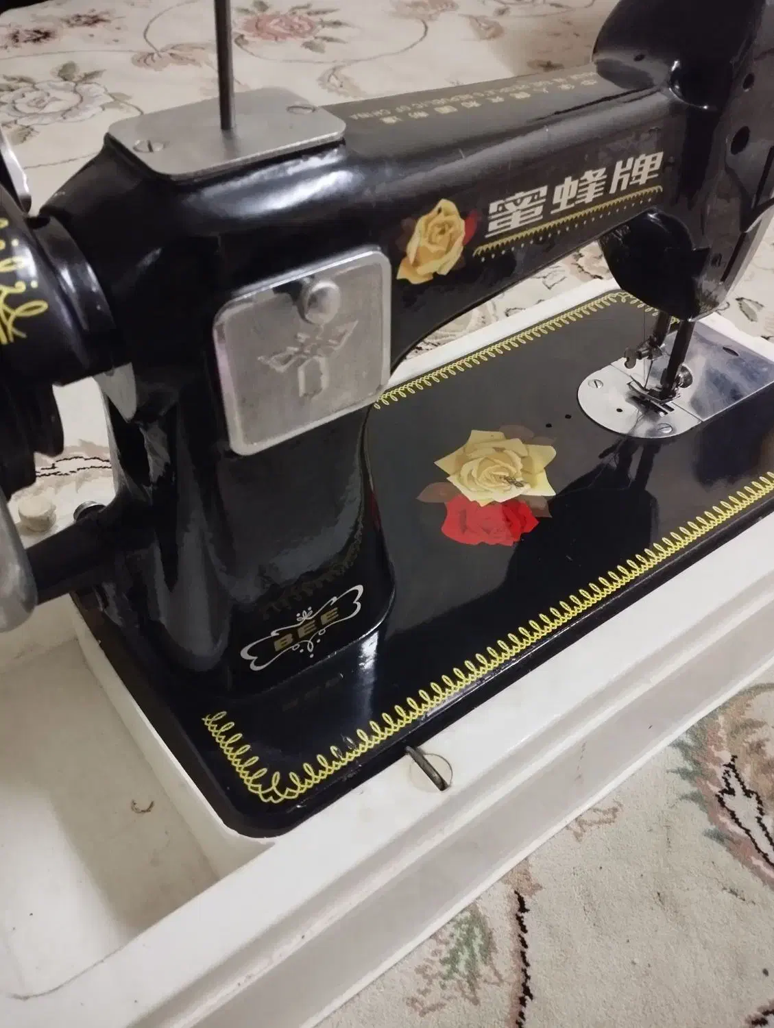 چرخ خیاطی دو گل|چرخ خیاطی و ریسندگی|اندیمشک, |دیوار