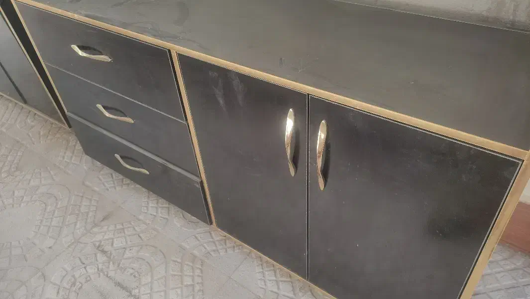 ویترین مغازه دو عدد کامل|بوفه، ویترین، کنسول|خرمشهر, |دیوار