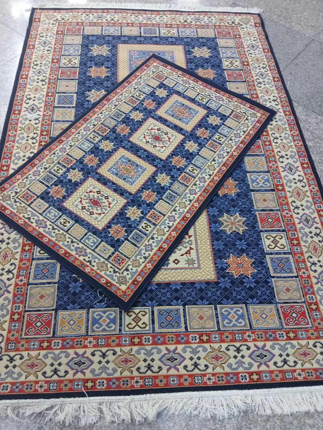 کناره گلیم ستاره کویریزد|گلیم، جاجیم، گبه|تهران, سیروس|دیوار