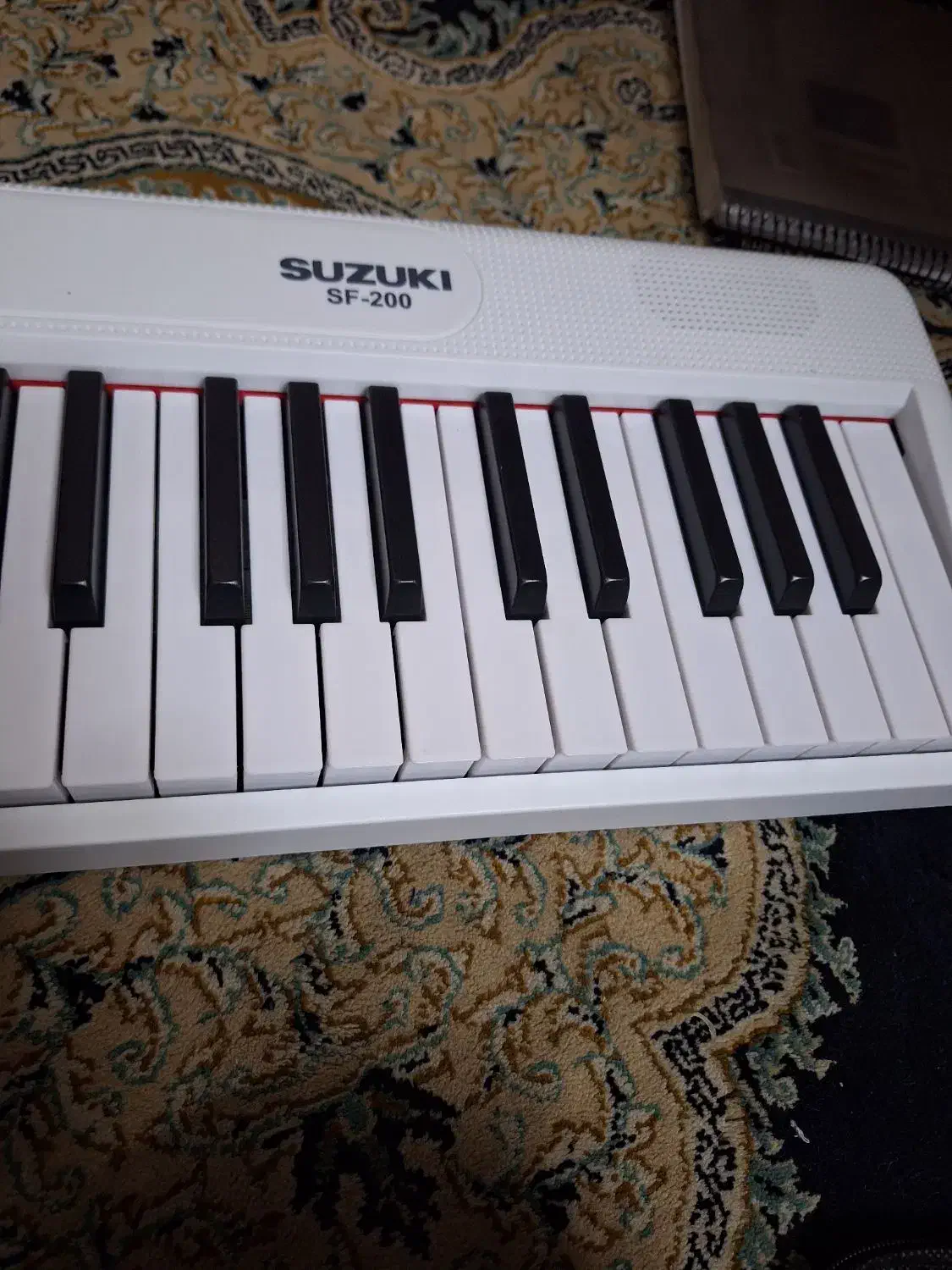 پیانو تاشو سوزکی SF200|پیانو، کیبورد، آکاردئون|اصفهان, بهارستان|دیوار