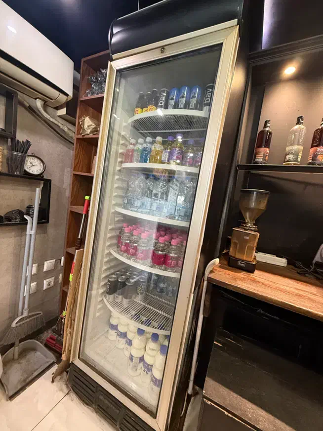 یخچال ایستاده|یخچال و فریزر|رشت, سعدی (تختی)|دیوار