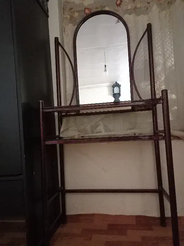 آینه وکنسول یا میز آرایش|بوفه، ویترین، کنسول|تبریز, |دیوار