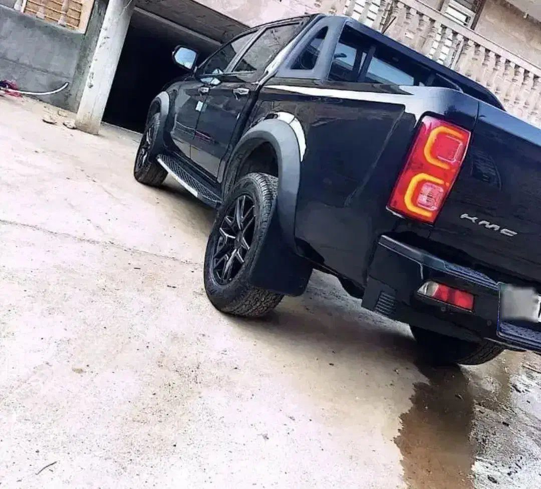 kmc t8 مدل ۴۰۲|خودرو سواری و وانت|شیراز, چنچنه|دیوار