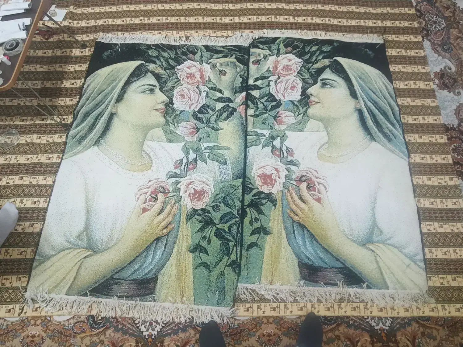 دو عدد هست موجود|فرش|نسیم‌شهر, |دیوار