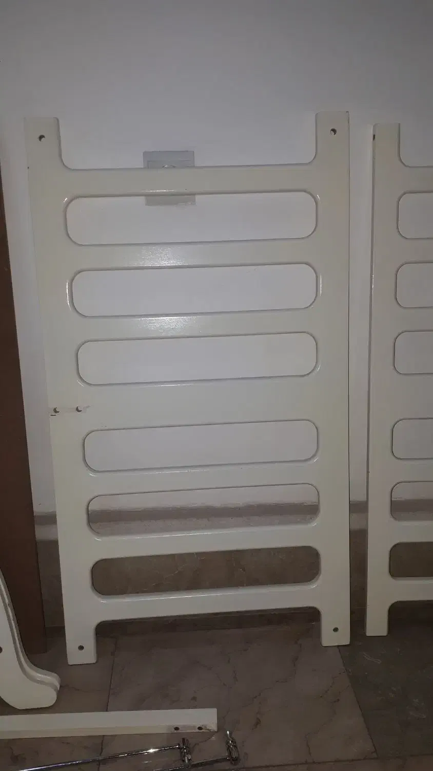 تخت کنار مادر|تخت و صندلی بچه|آمل, |دیوار