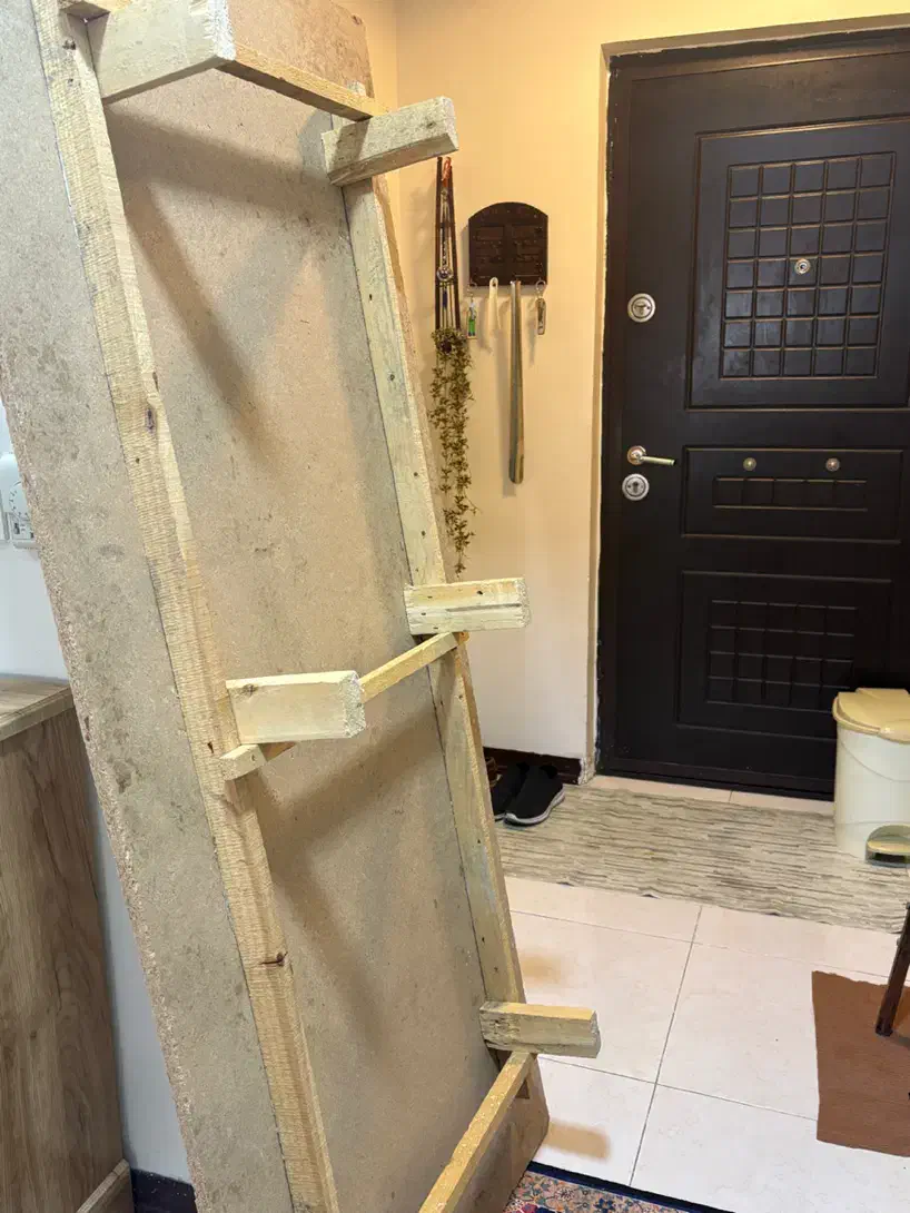 تخت و میز آرایش تک نفره فر فورژه با طرح گیتار|تخت و سرویس خواب|تهران, تهرانپارس غربی|دیوار