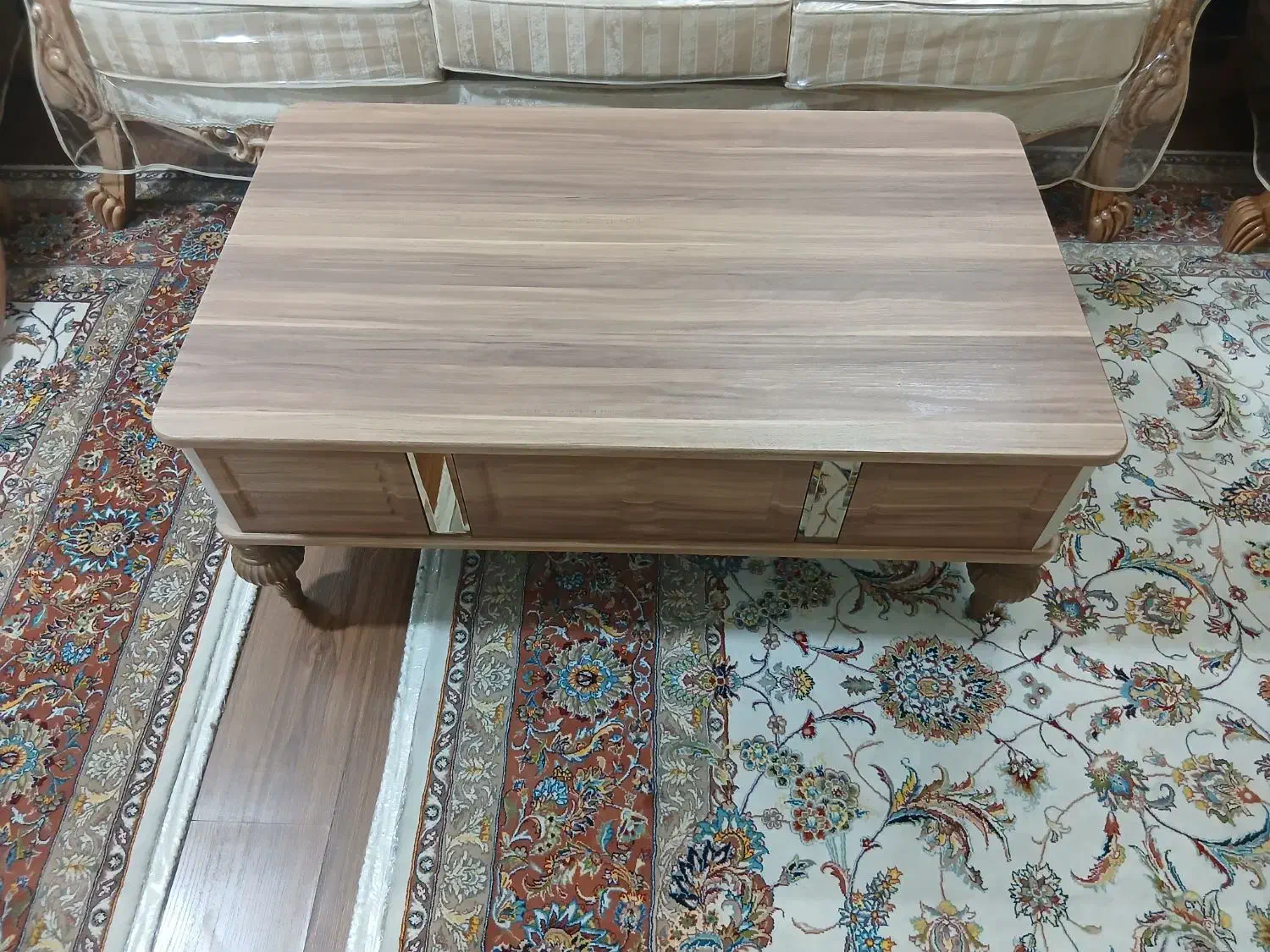 جلومبلی|مبلمان خانگی و میز عسلی|تهران, عبدل‌آباد|دیوار