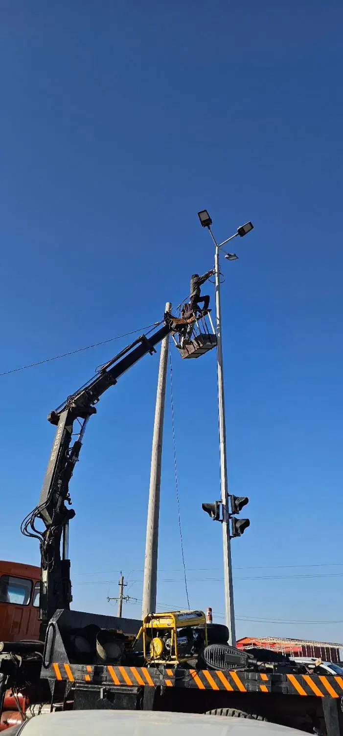 درخواست راننده جرثقیل و پایه یک|استخدام حمل و نقل|بم, |دیوار