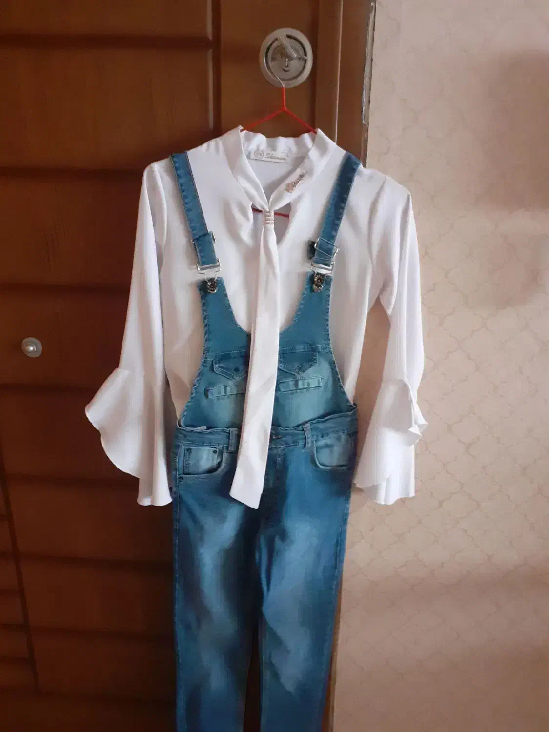 لباس مجلسی عروسکی دخترونه و مانتو اسپرت|لباس|محمدیه-قزوین, |دیوار