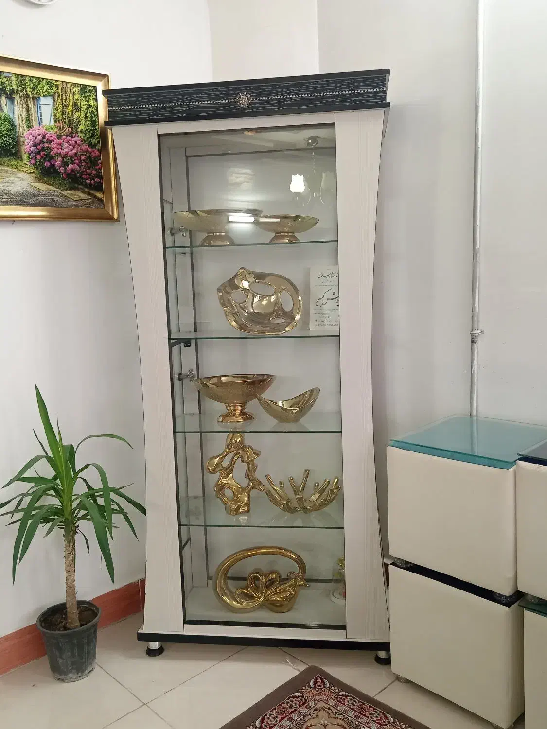 گنجه ویترینی ظرف|بوفه، ویترین، کنسول|کاشمر, |دیوار
