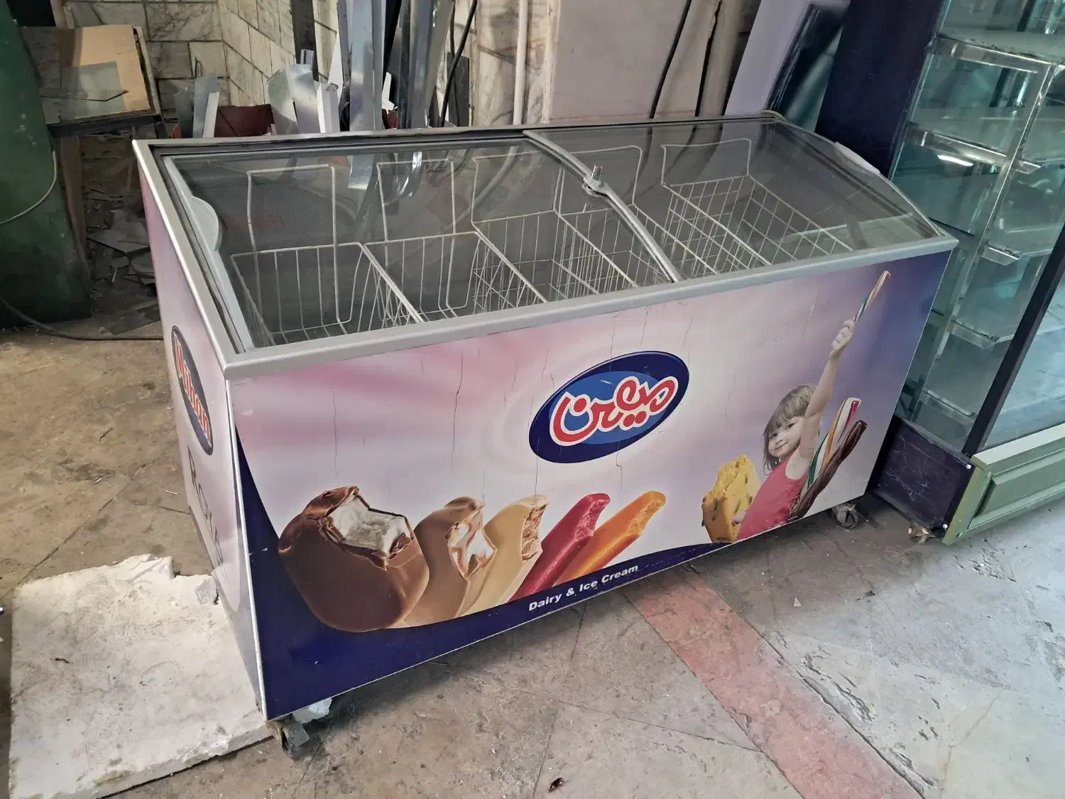 صندوقی ۶۰۰ لیتری فریزر|فروشگاه و مغازه|ملارد, |دیوار