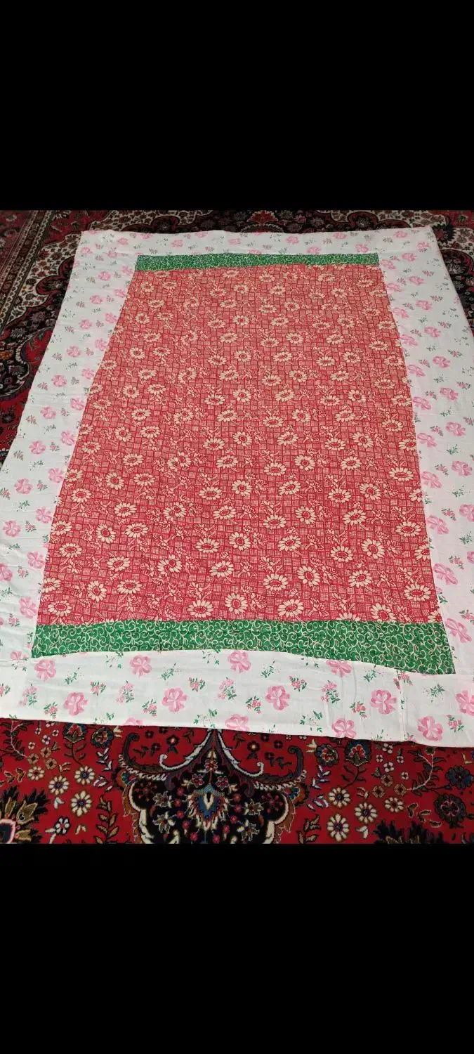 لحاف|رختخواب، بالش، پتو|اسالم, |دیوار