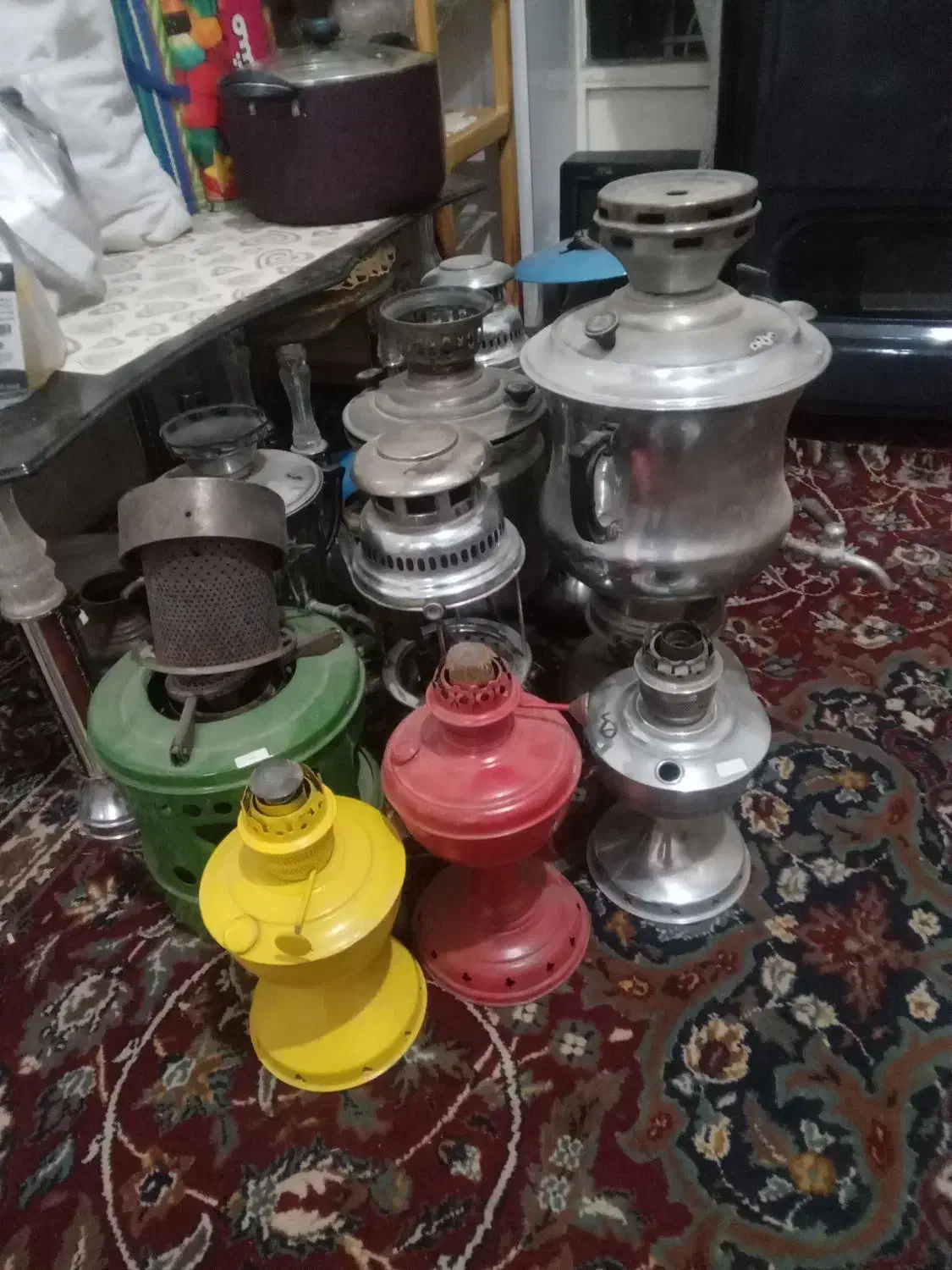 وسایل قدیمی فقط همه گی یکجا|صنایع دستی و سایر لوازم تزئینی|تربت‌حیدریه, طالقانی|دیوار