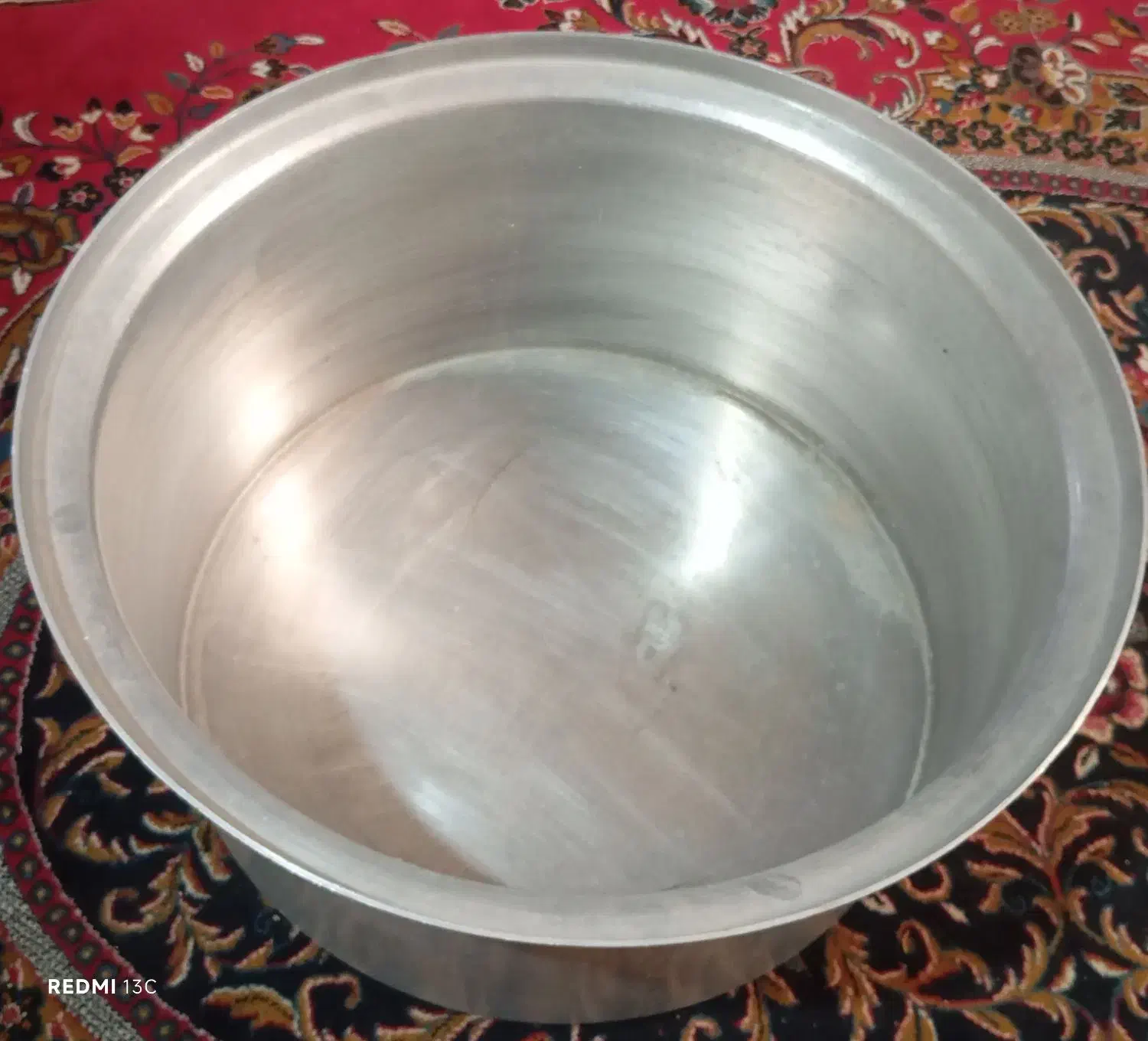 قابلمه خیلی خیلی بزرگ|ظروف پخت‌وپز|بهارستان, |دیوار