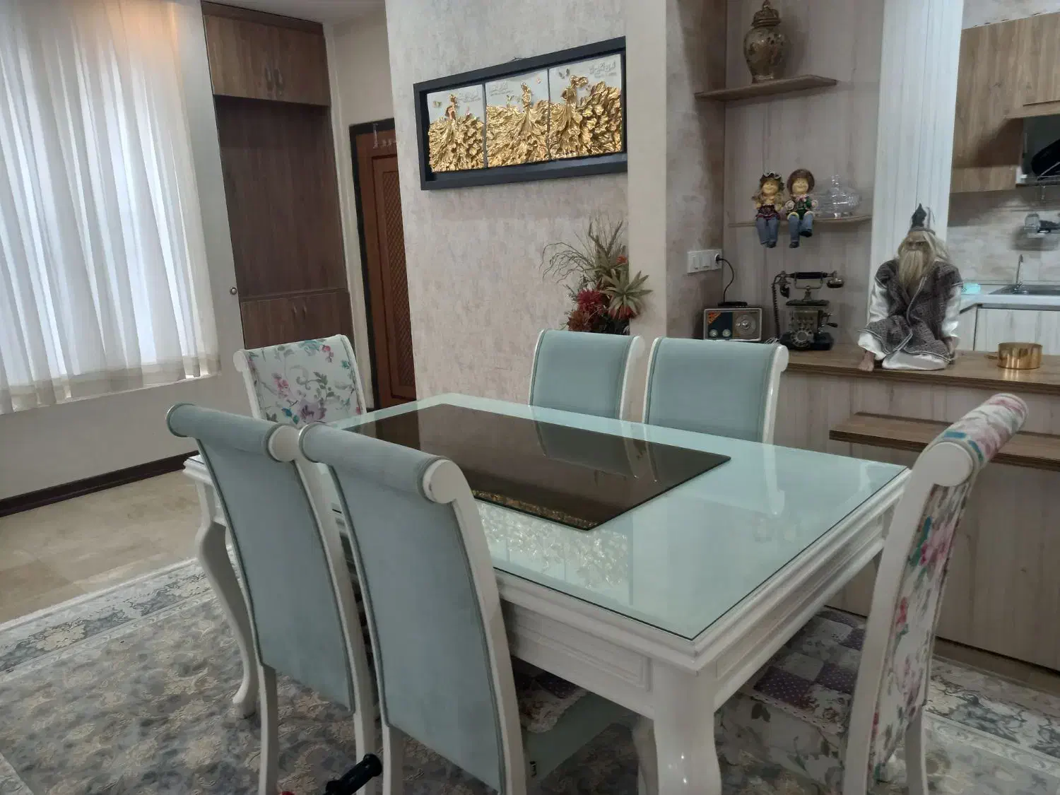 مبل نهار خوری ایکیا در حد|مبلمان خانگی و میز عسلی|قم, در بهشت|دیوار