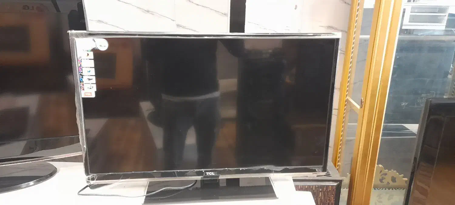 الیدی ۳۲ تی سی ال در حد صفر|تلویزیون و پروژکتور|تبریز, |دیوار