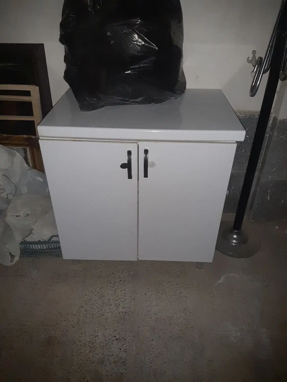 کابینت زمینی ام دی اف سفید نو نو.دکوری تزئینی۱عدد|مصالح و تجهیزات ساختمان|اسفراین, |دیوار