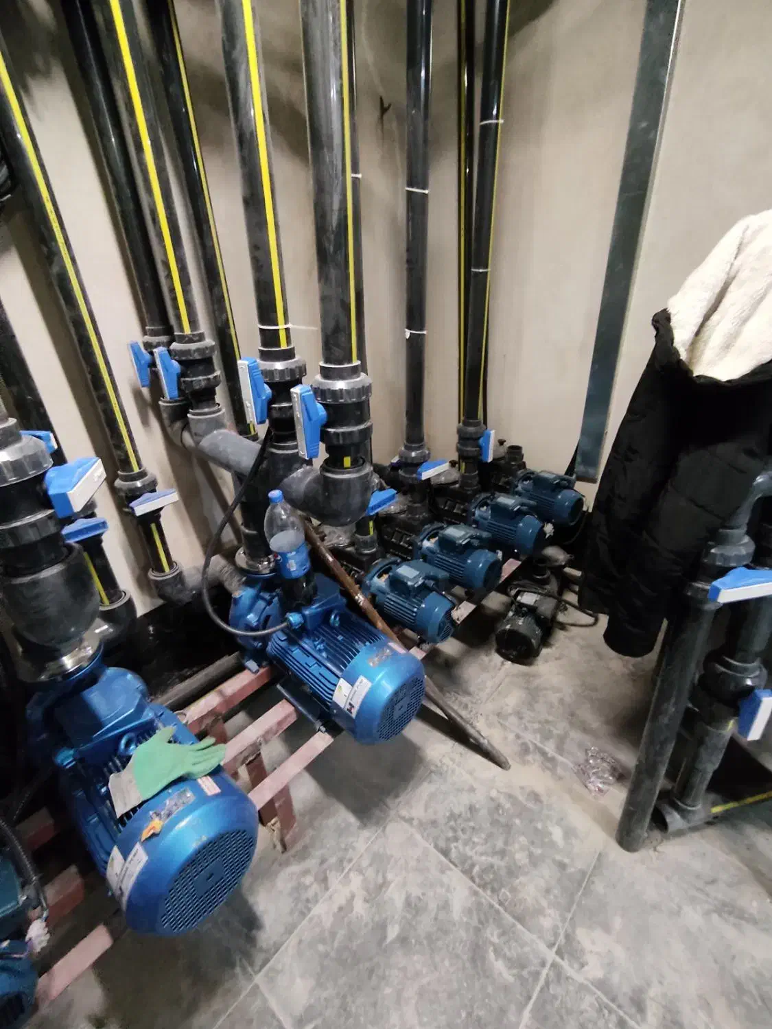 تاسیسات استخر موتورخانه شوفاژ رادیاتور لوله کشی|خدمات پیشه و مهارت|گنبد کاووس, |دیوار