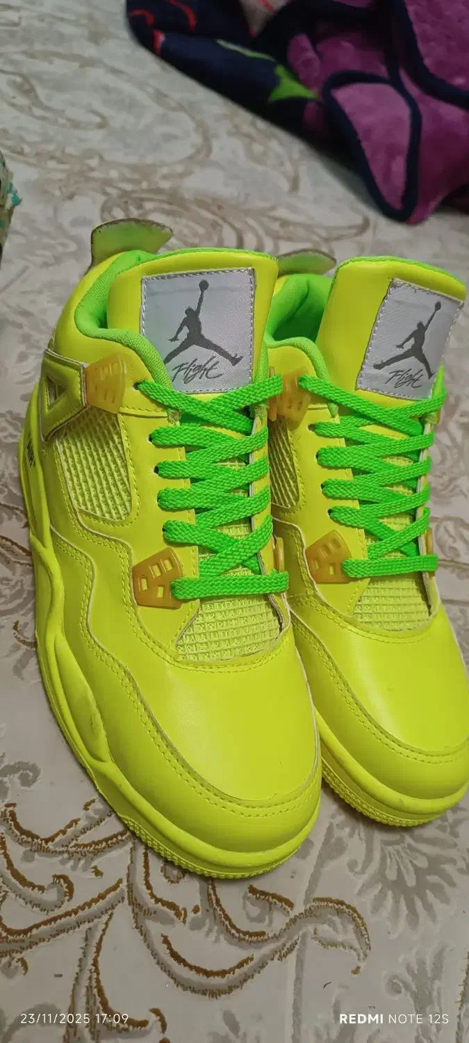 کتونی نو قیمت مفت|کیف، کفش، کمربند|محلات, |دیوار