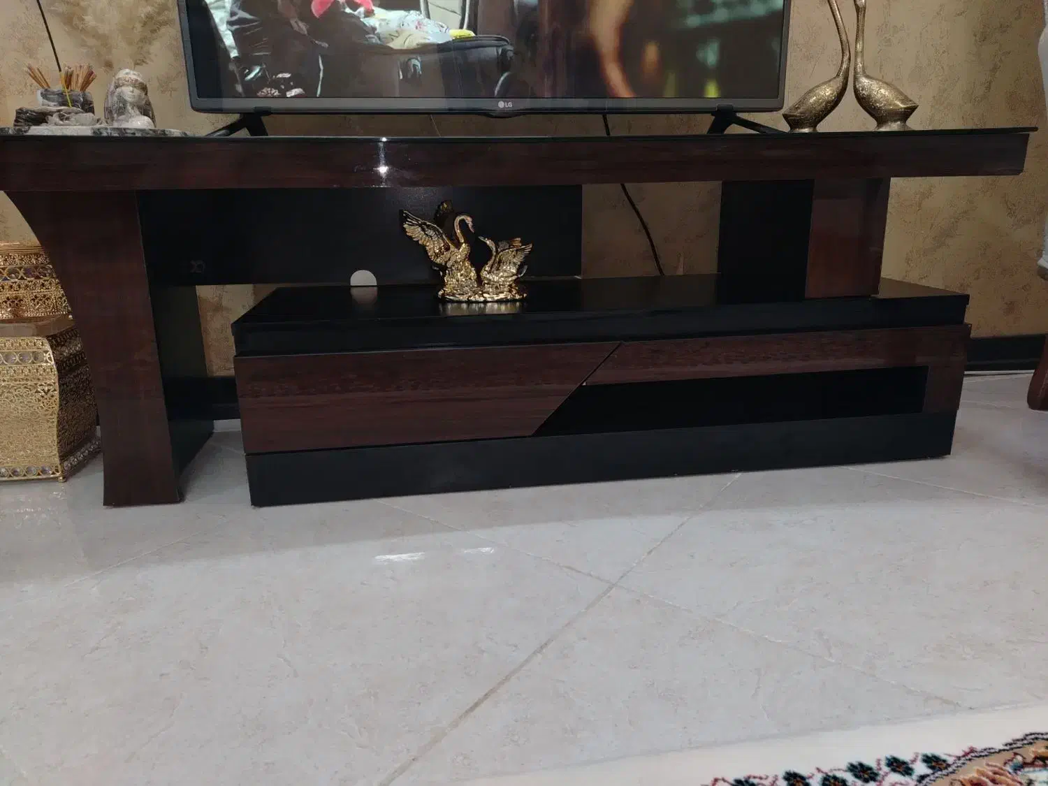 میز تلویزیون|میز تلویزیون|گلبهار, شهر جدید گلبهار|دیوار