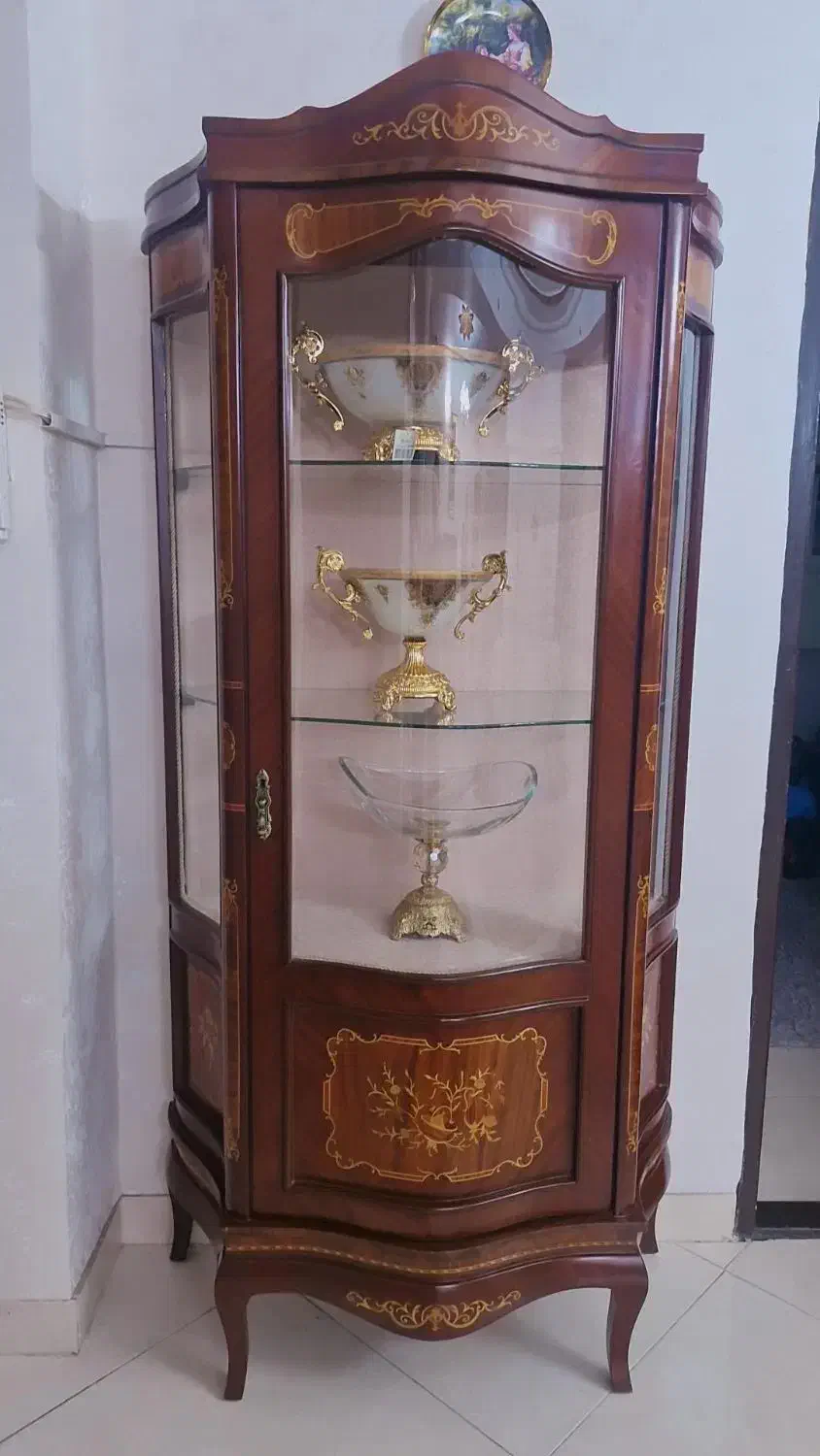 بوفه معرق کاملا سالم و بدون خش|بوفه، ویترین، کنسول|خرم‌آباد, |دیوار