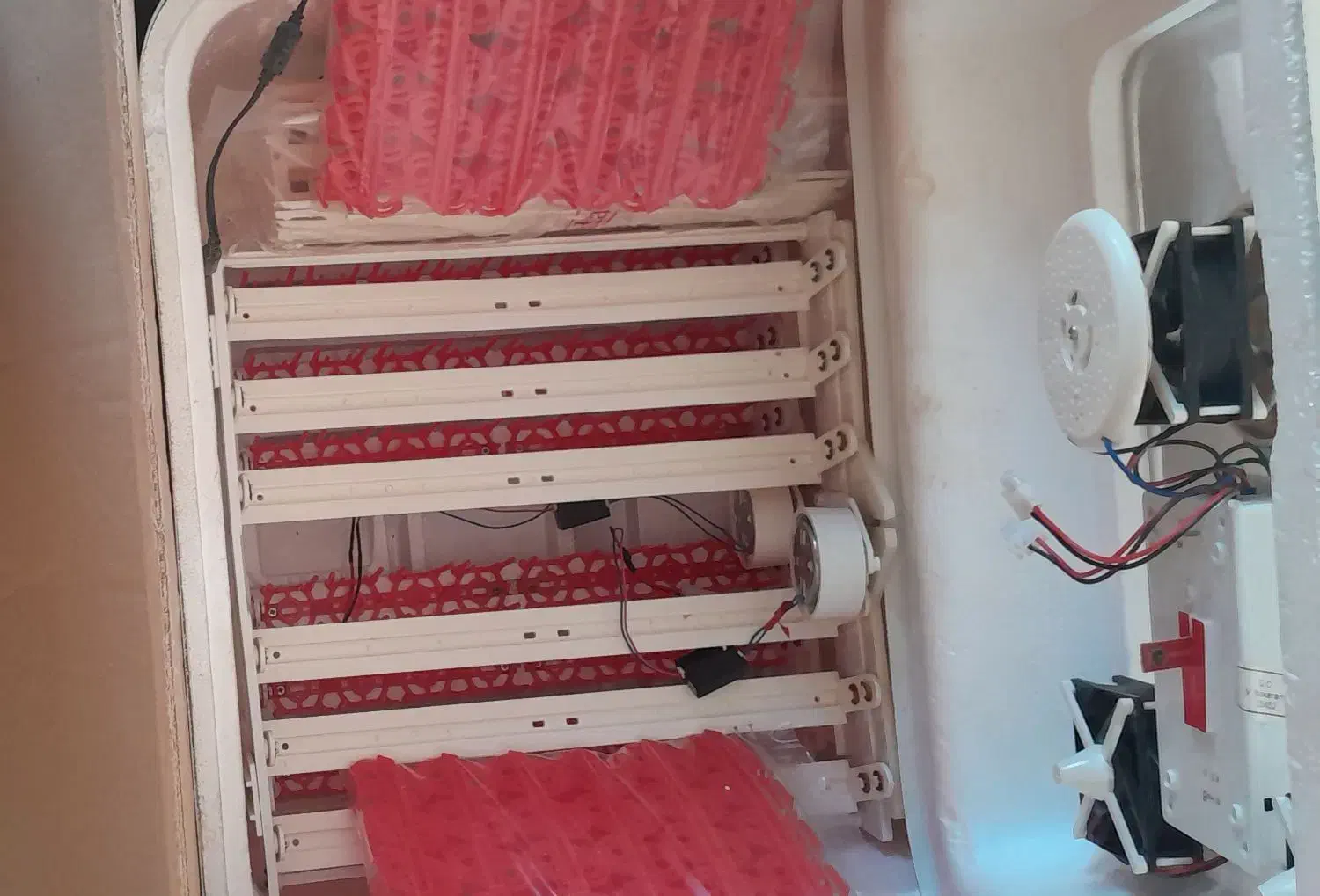 دستگاه جوجه کشی ۹۶ تایی سالم تضمینی|لوازم جانبی حیوانات|احمدسرگوراب, |دیوار