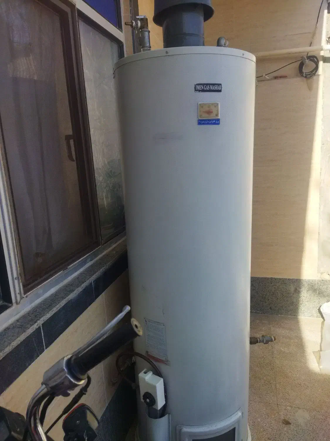 ابگرمکن ایستاده|آبگرمکن، پکیج، شوفاژ|درگزین, |دیوار