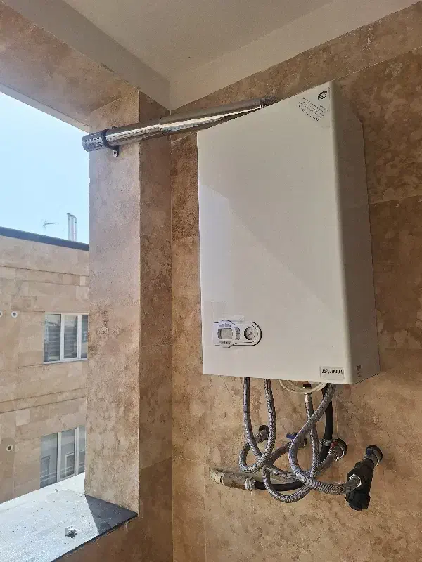 نصاب و تعمیرکار حرفه ای پکیج و رادیاتور|استخدام صنعتی، فنی، مهندسی|تهران, فلسطین (میدان انقلاب)|دیوار