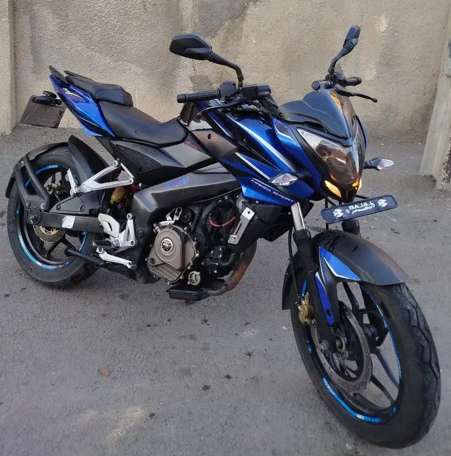 Ns 200 زیر خاکی|موتورسیکلت|بروجرد, |دیوار