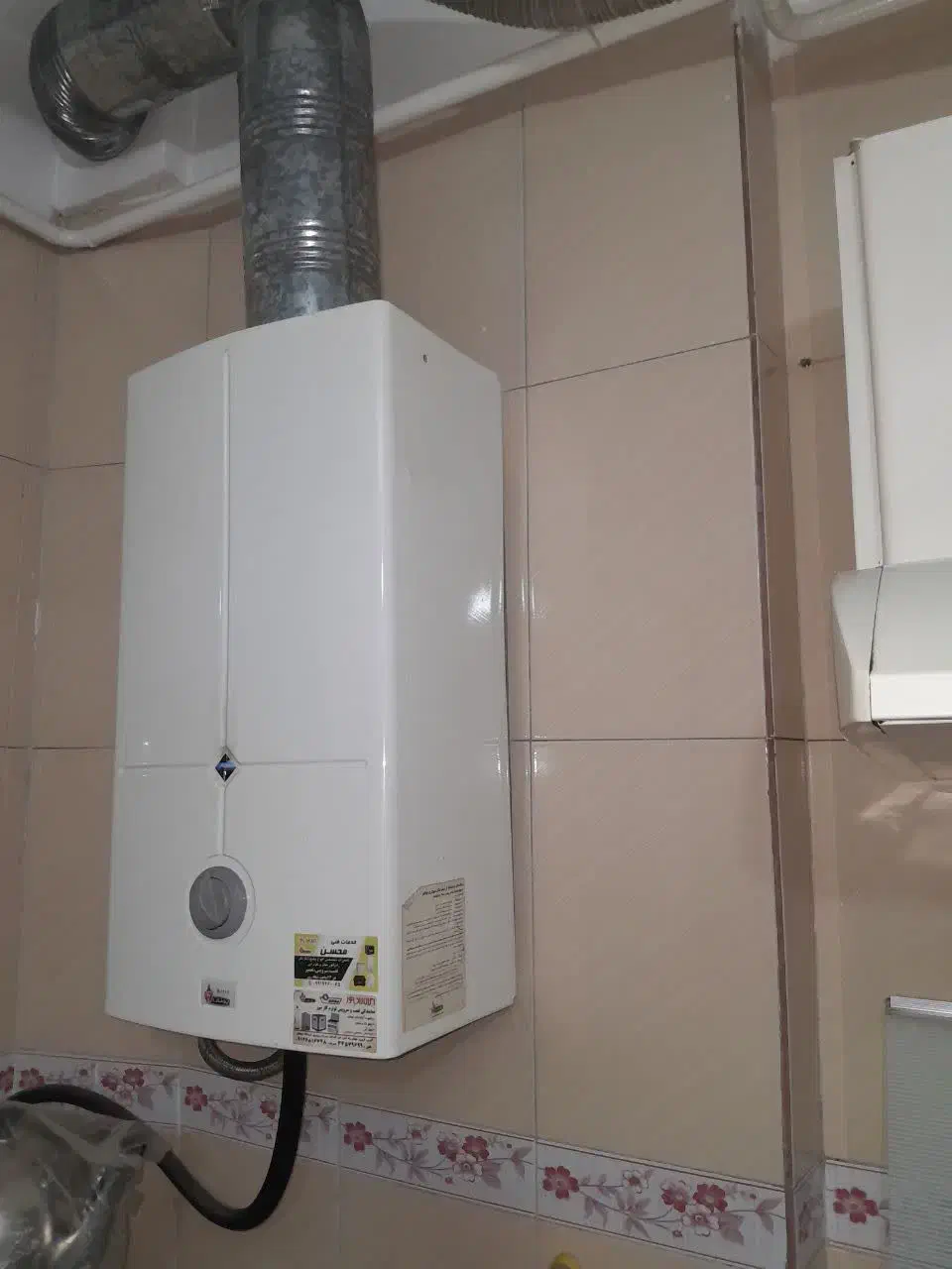 تعمیرات انواع آبگرمکن،پکیج  بخاری در مکان شما|خدمات پیشه و مهارت|قزوین, |دیوار