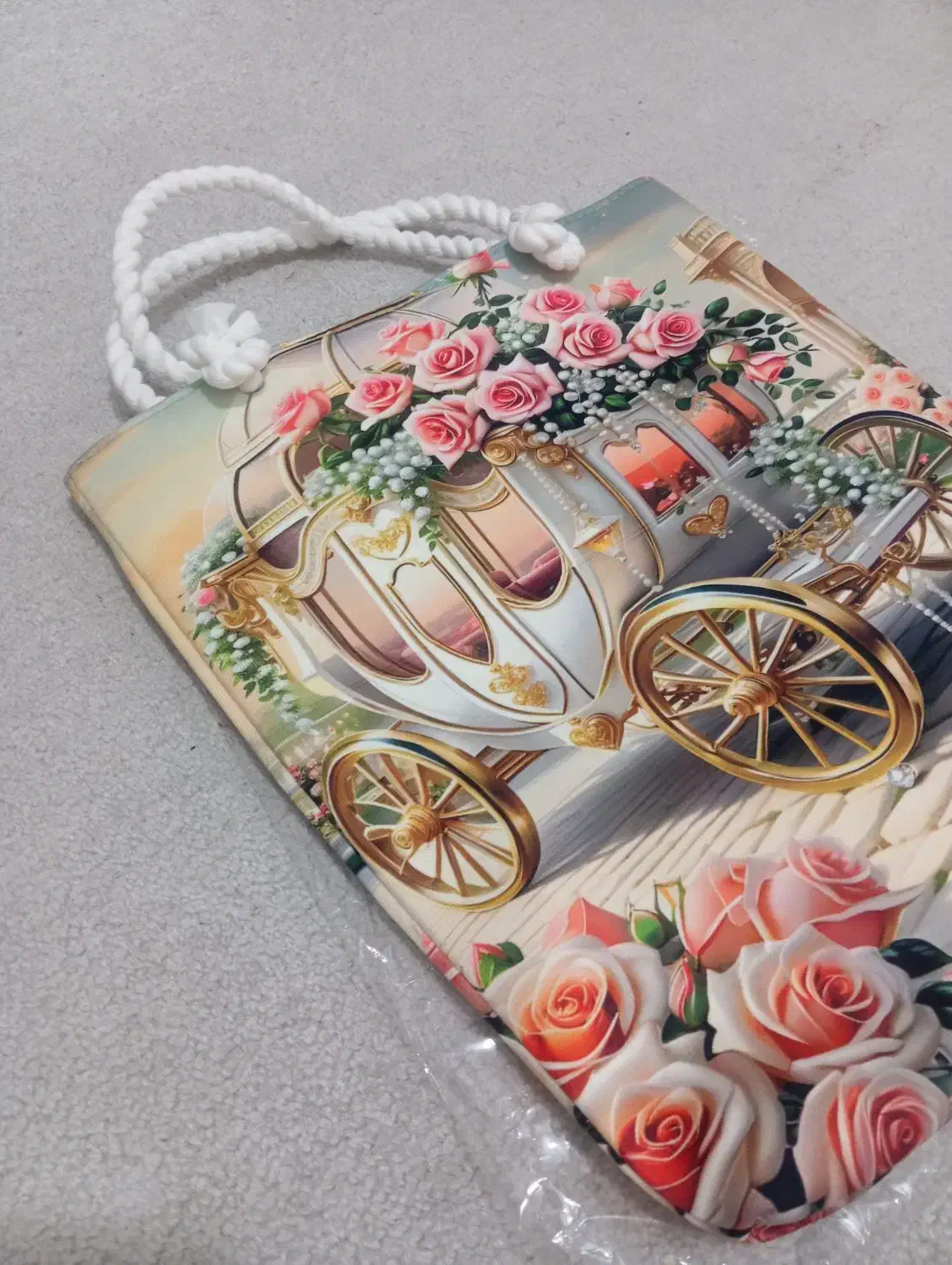 ساک توت بگ|کیف، کفش، کمربند|رباطکریم, مسکن مهر آبشناسان|دیوار