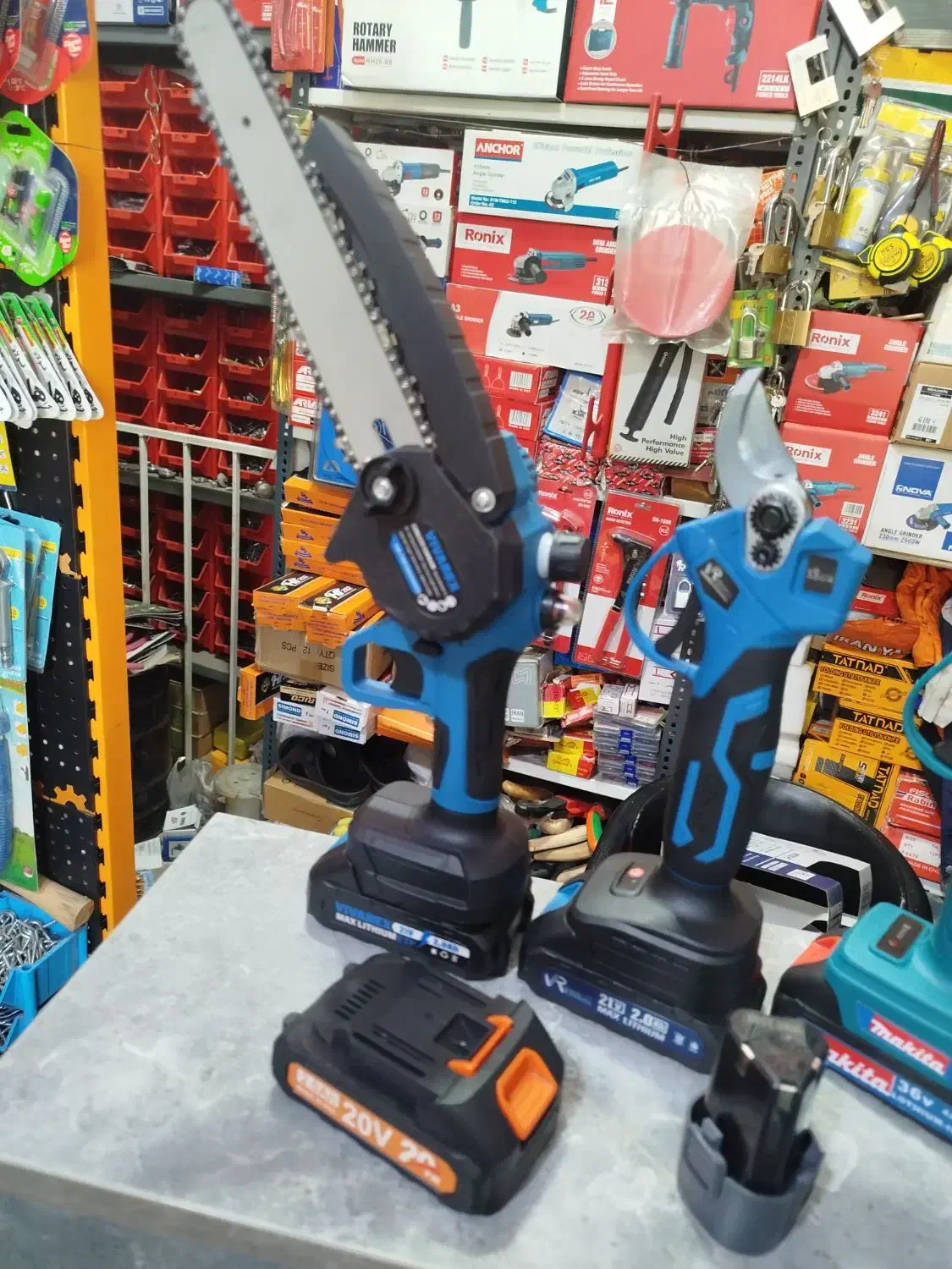 انواع قیچی شارژی واره شارژی و لوازم|ماشینآلات صنعتی|ارومیه, |دیوار