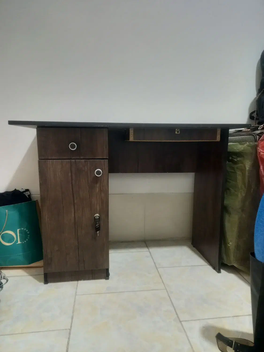 میز خیاطی تمام ام دی اف نو نو|چرخ خیاطی و ریسندگی|شیراز, شهرک پرواز|دیوار