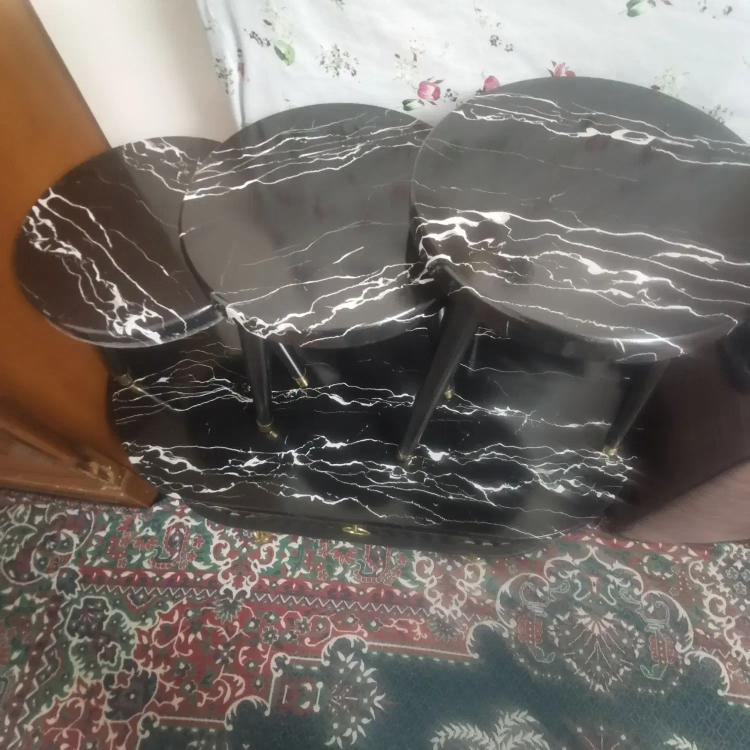 گل میز جلو مبلی|مبلمان خانگی و میز عسلی|کازرون, |دیوار