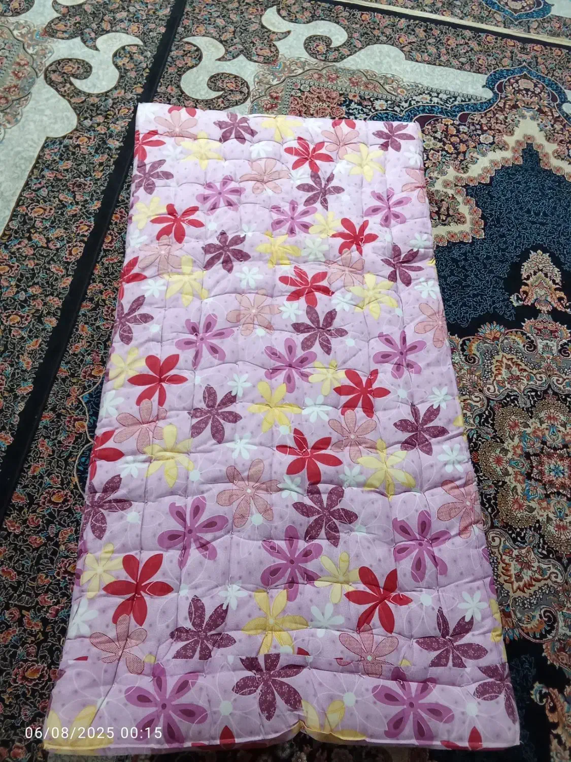 سه عدد نالی مناسب جهیزیه|رختخواب، بالش، پتو|کوهدشت, |دیوار