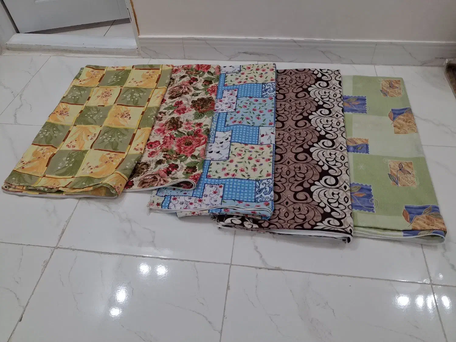 چند رو تشک نو|رختخواب، بالش، پتو|بوکان, |دیوار