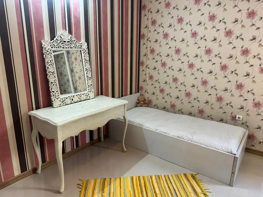 فروش تخت وآینه کنسول|تخت و سرویس خواب|مشهد, هفت تیر (آب و برق)|دیوار