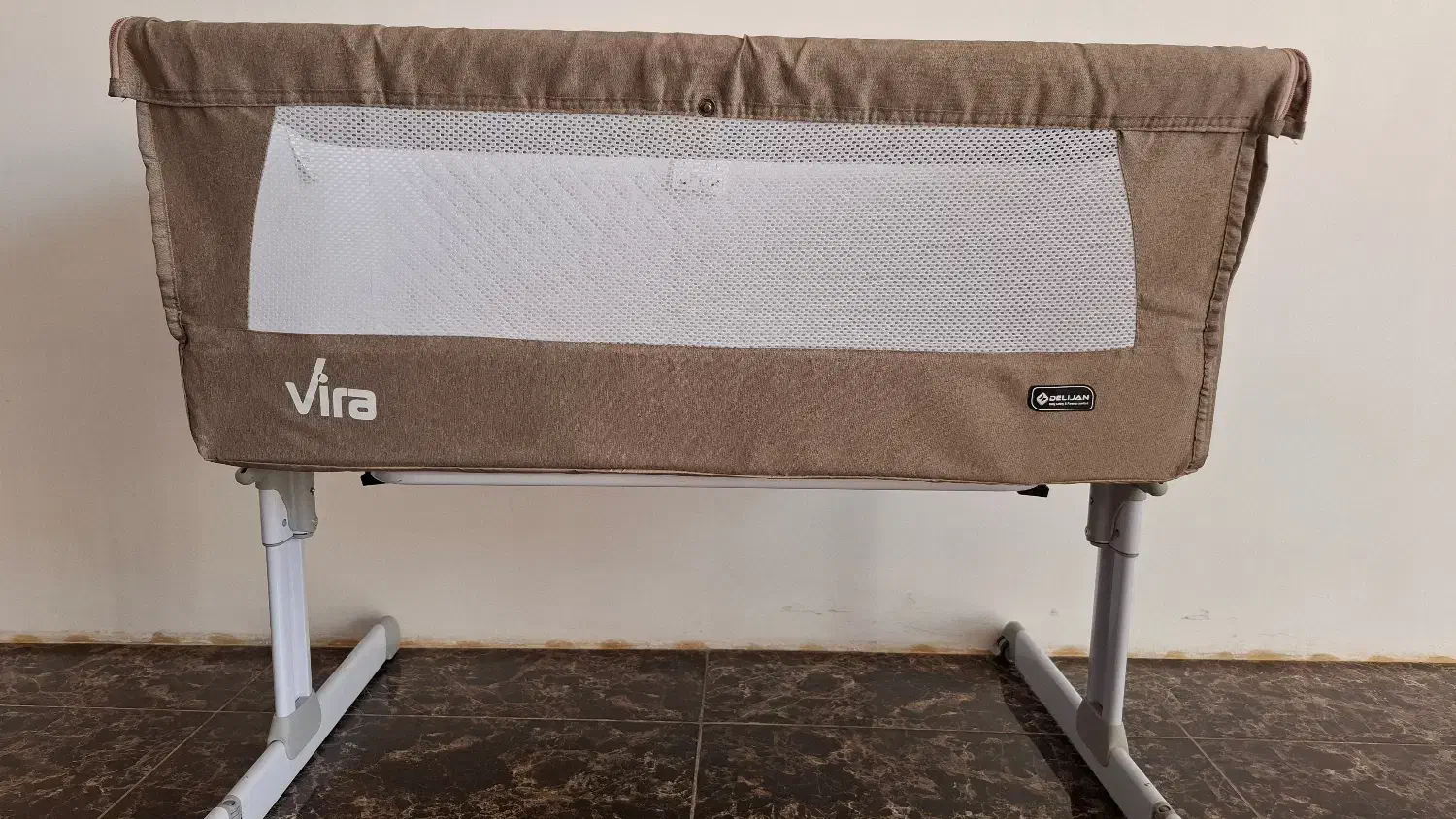 گهواره کودک|تخت و صندلی بچه|لنجان, |دیوار