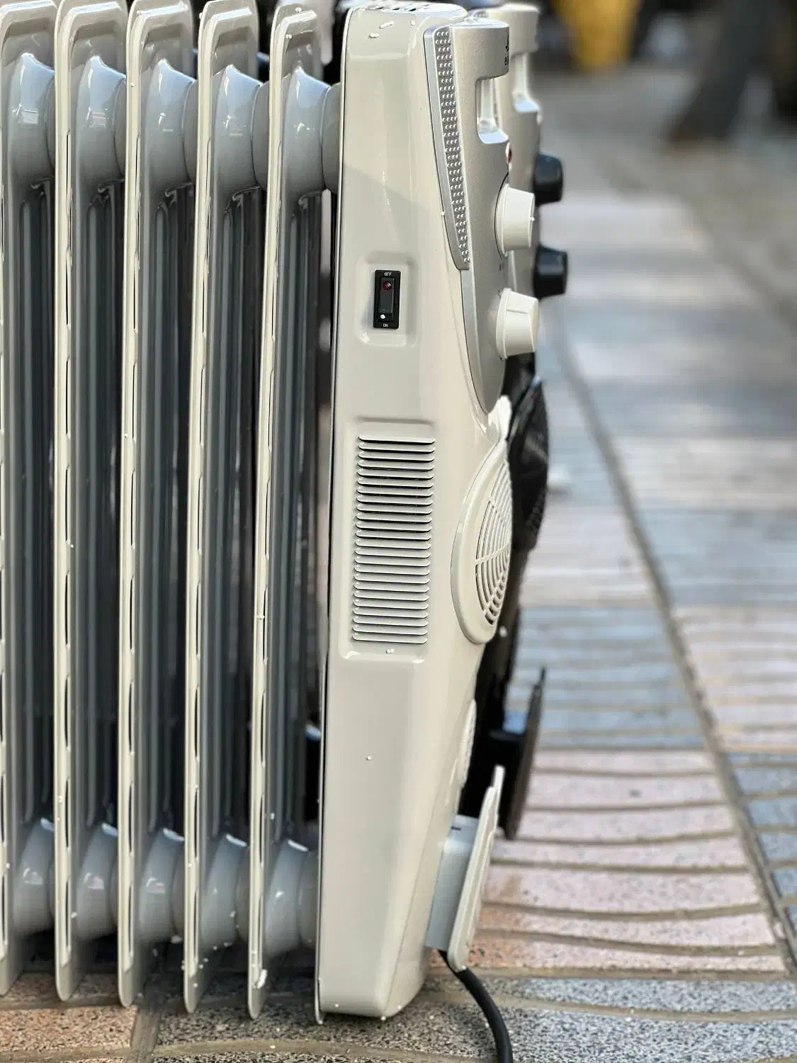 رادیاتور برقی ایولی(فروش ویژه)|آبگرمکن، پکیج، شوفاژ|بانه, |دیوار