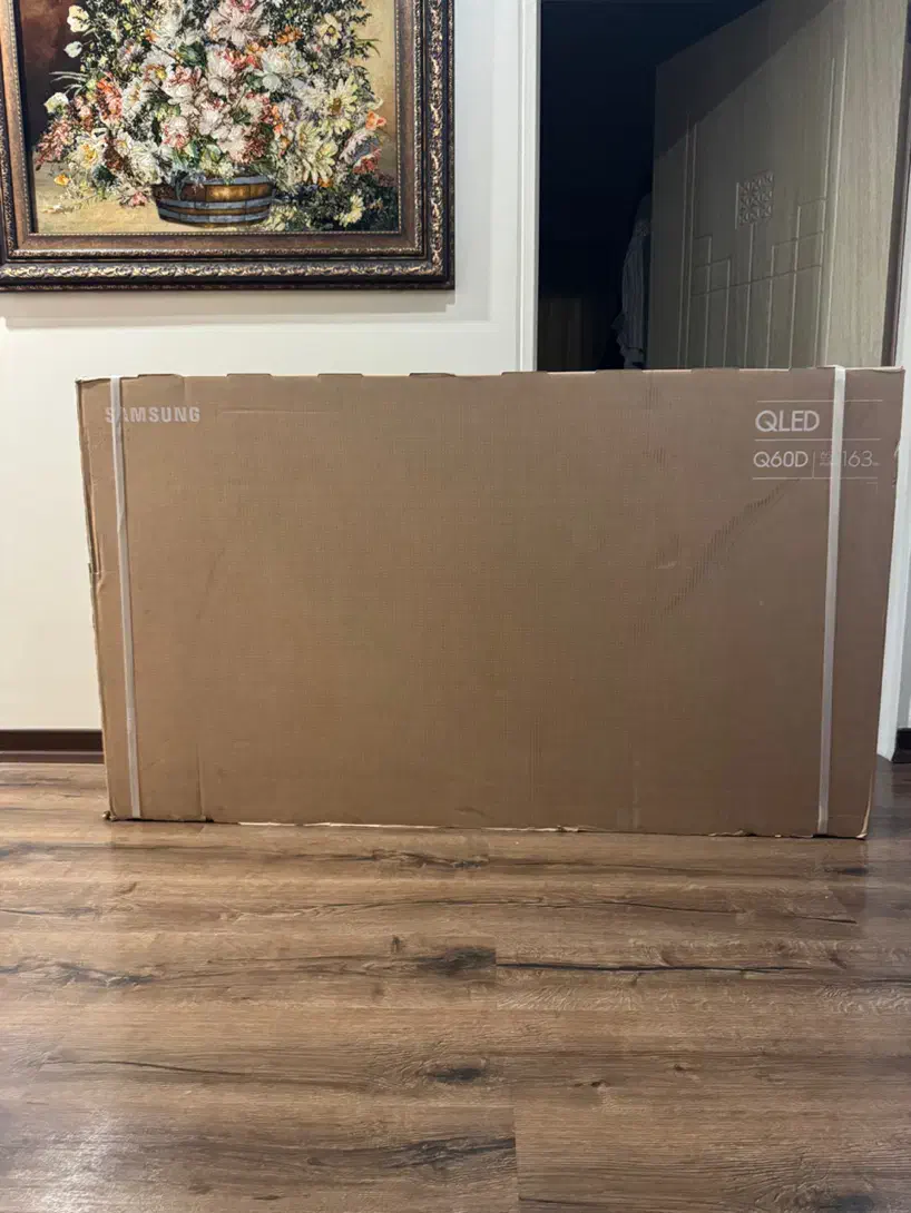 کارتن تلویزیون Qled سامسونگ ۶۵ اینج|تلویزیون و پروژکتور|تهران, شهرک شهید باقری|دیوار