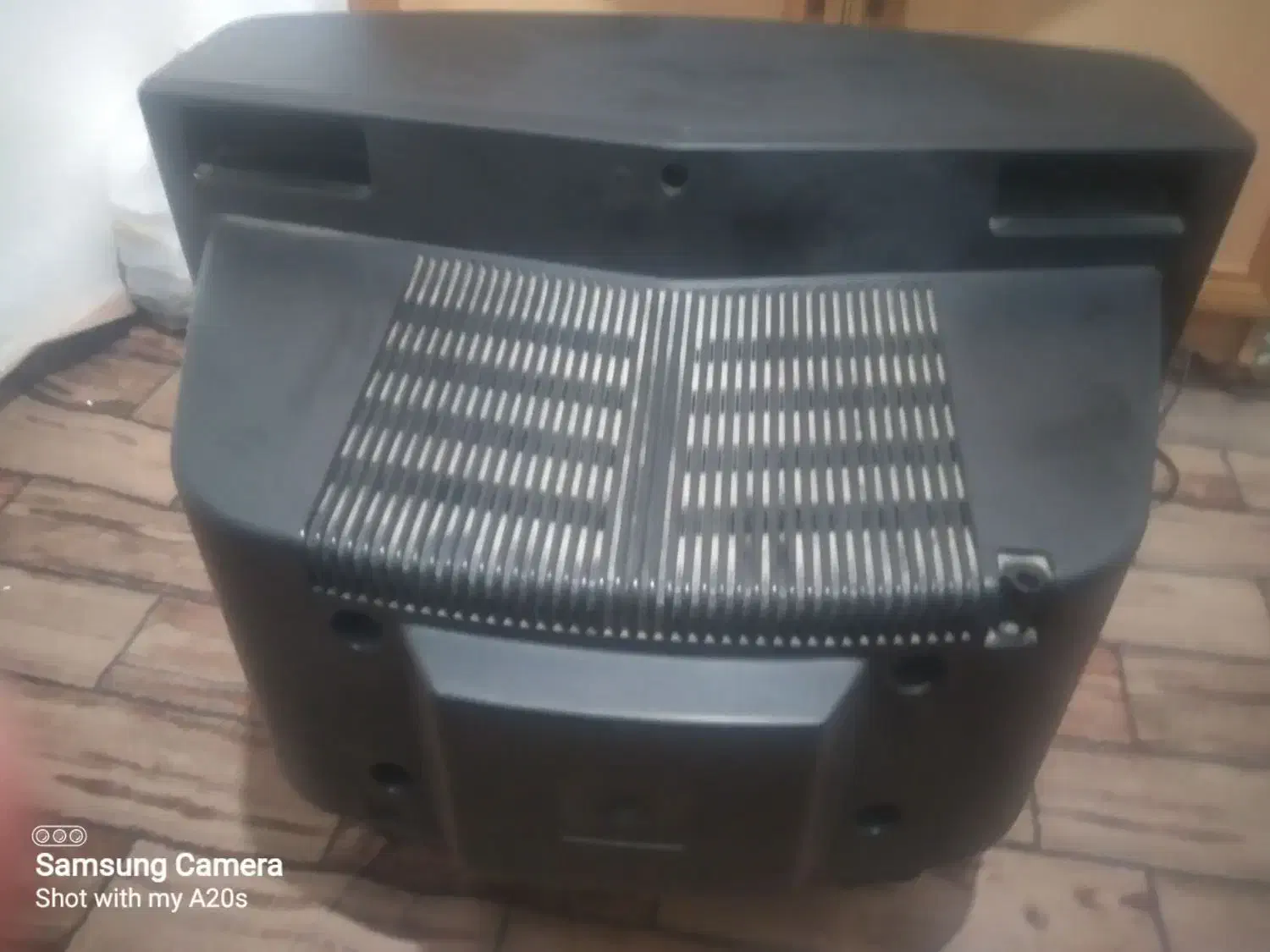 یک تلویزیون Sanam فروش فوری تخفیف مشتری واقعی|تلویزیون و پروژکتور|ارومیه, |دیوار