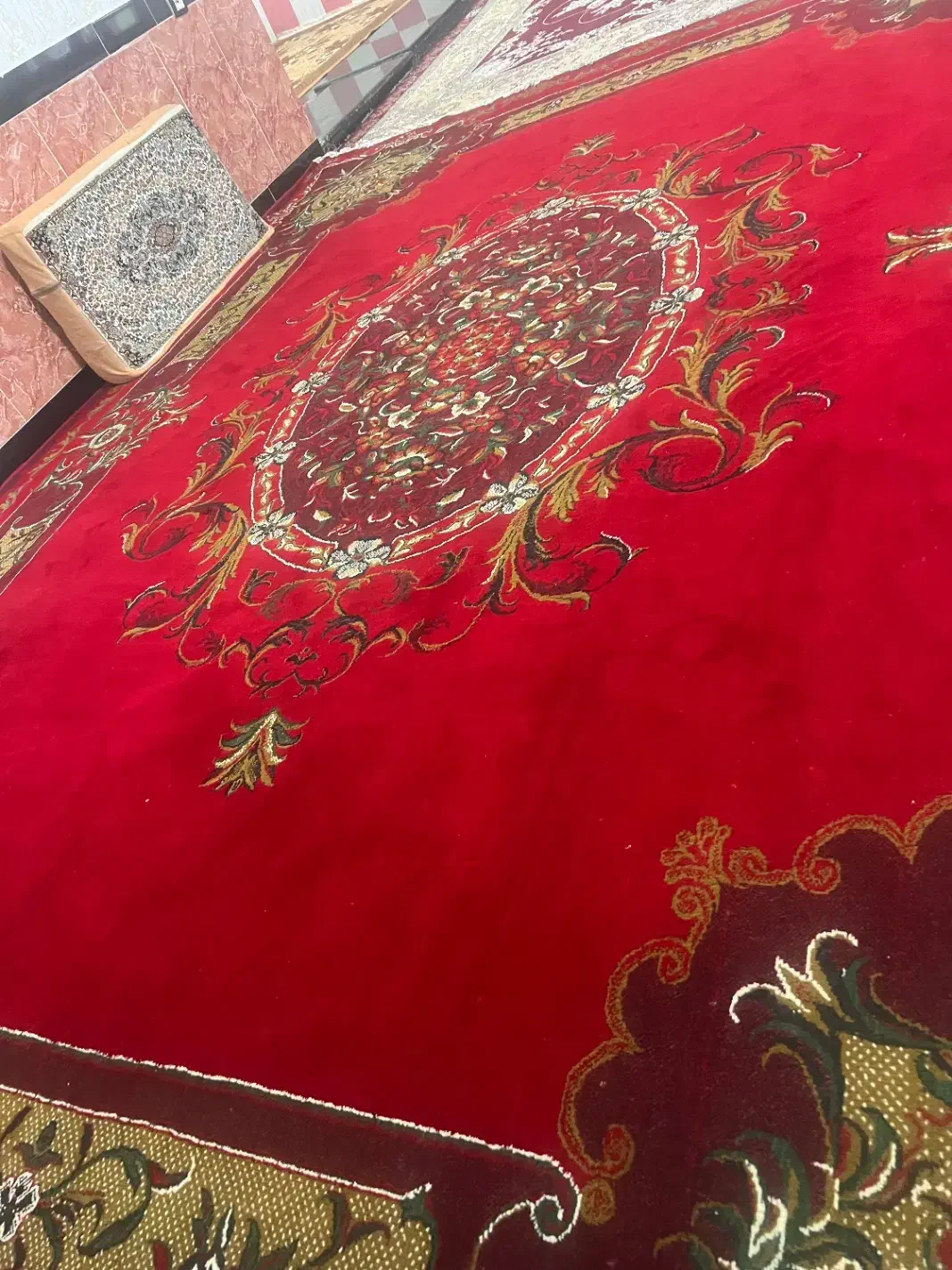 فرش ۳/۴قرمز|فرش|نقده, |دیوار