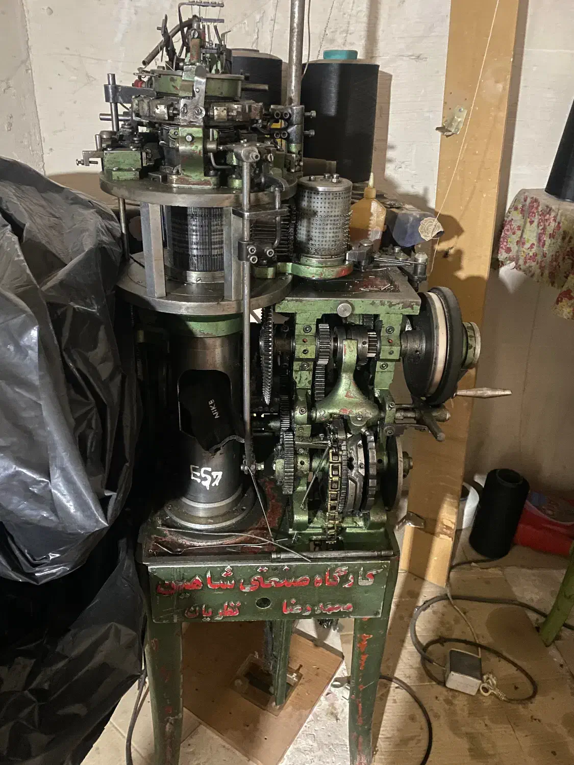 دستگاه جوراب بافی|ماشینآلات صنعتی|خسروشاه, |دیوار