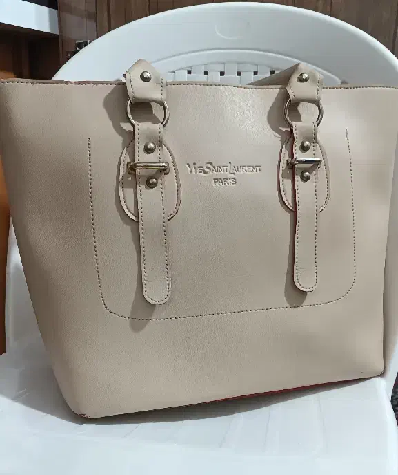 کیف|کیف، کفش، کمربند|بیرجند, |دیوار