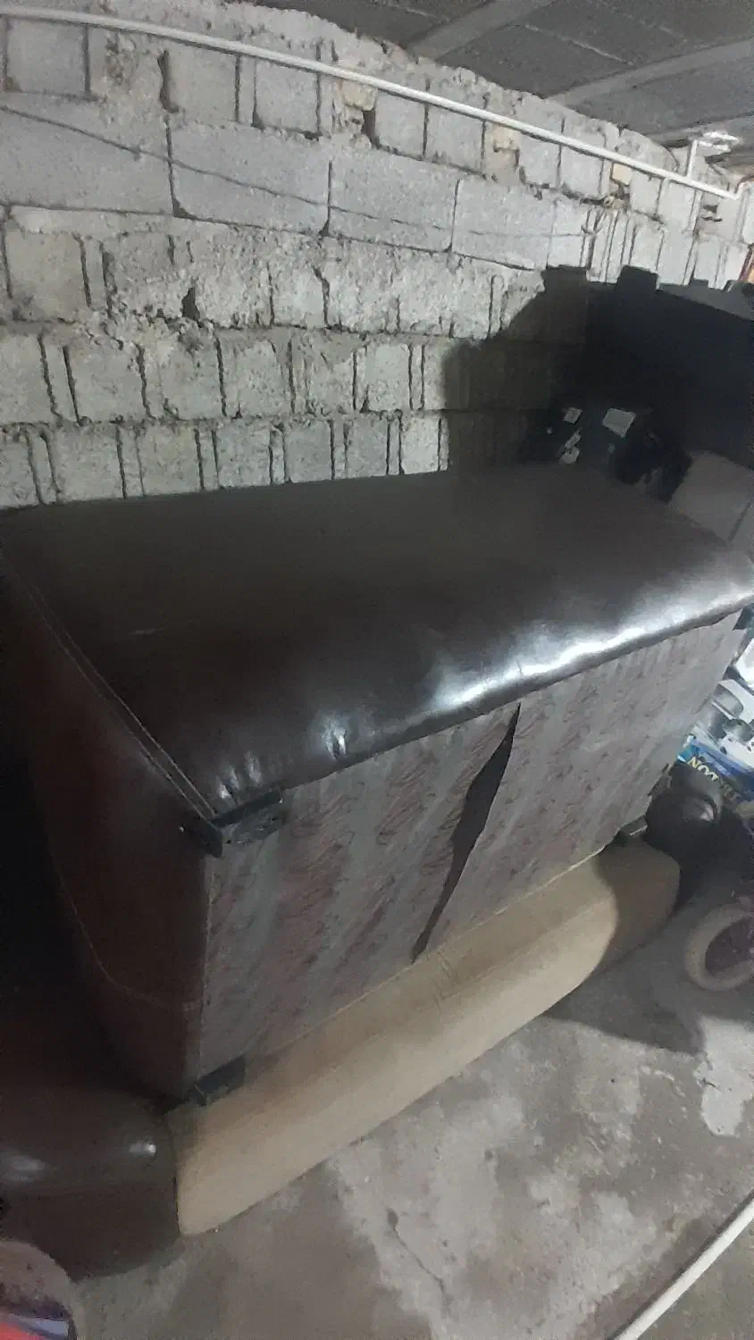 مبلمان ۷ نفره|مبلمان خانگی و میز عسلی|رشت, استقامت ۱|دیوار