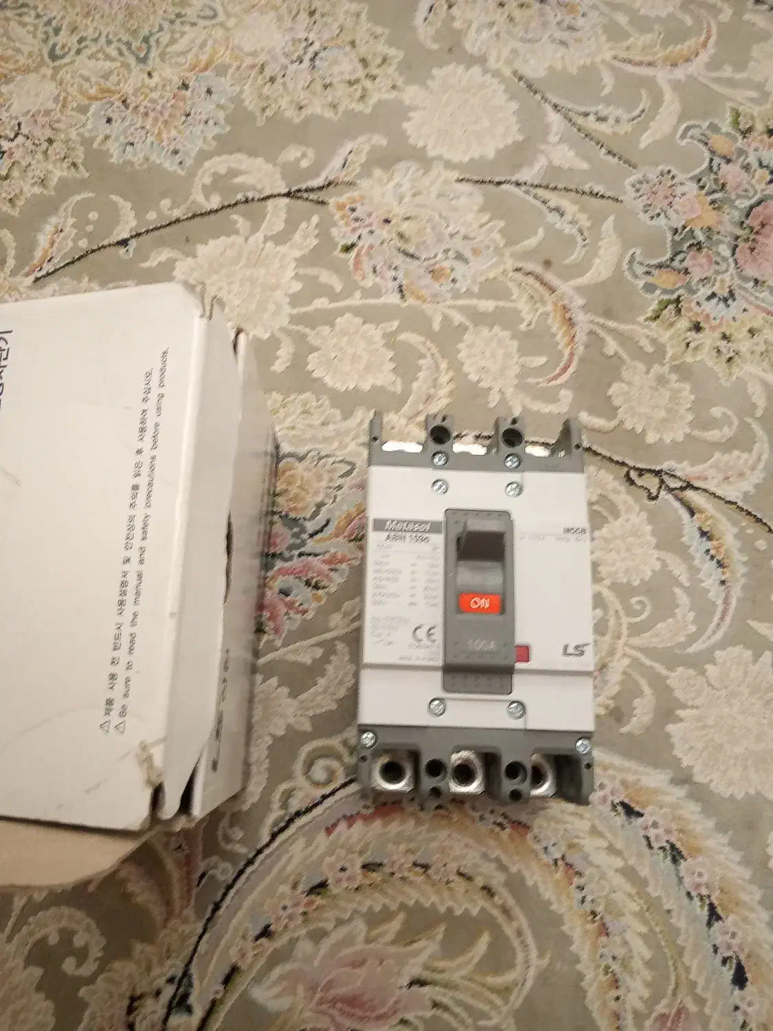 تجهیزات برقی|ابزارآلات|صحنه, |دیوار